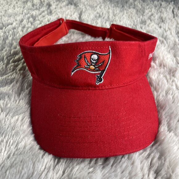 Tampa Bay Buccaneers Visor Red Adjustable Strapback Bucs NFL Football SGA - Picture 2 of 8